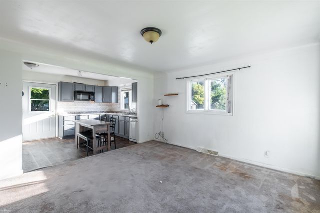 3259 Berent Street, Burton, MI 48529