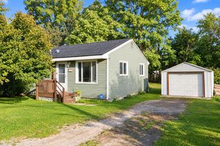 3259 Berent Street, Burton, MI 48529