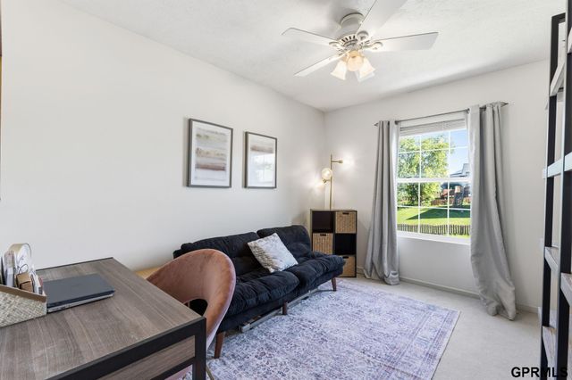 17625 Josephine Street, Omaha, NE 68136