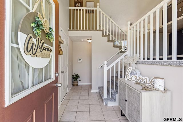 17625 Josephine Street, Omaha, NE 68136