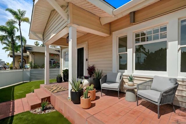 1130 Fort Stockton, San Diego, CA 92103