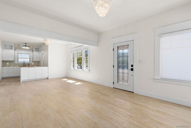 1130 Fort Stockton, San Diego, CA 92103