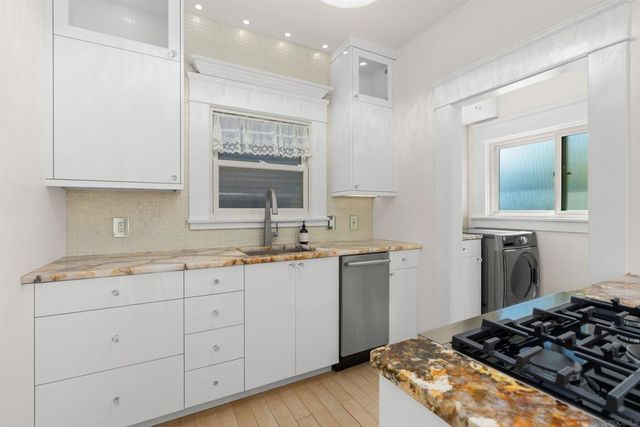 1130 Fort Stockton, San Diego, CA 92103