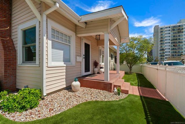 1130 Fort Stockton, San Diego, CA 92103