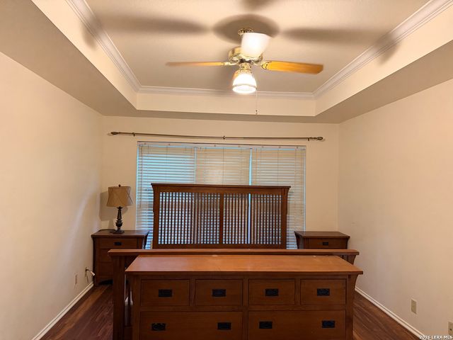 215 WHISPER WOOD LN, San Antonio, TX 78216