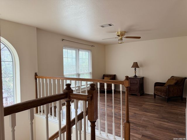 215 WHISPER WOOD LN, San Antonio, TX 78216