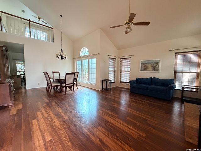 215 WHISPER WOOD LN, San Antonio, TX 78216