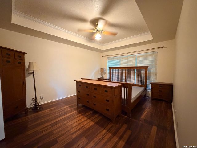 215 WHISPER WOOD LN, San Antonio, TX 78216