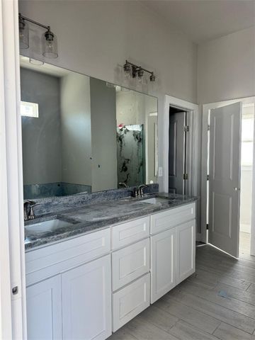 1469 Dragonstone Ct, Corpus Christi, TX 78415