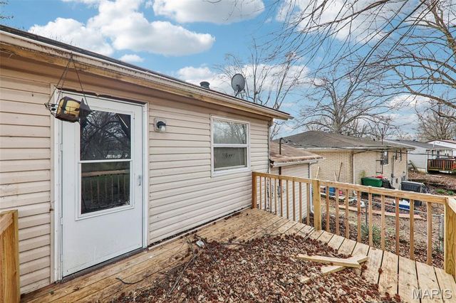 39 Potomac Drive, Fairview Heights, IL 62208