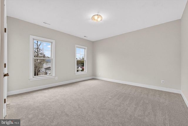 606 MEADOW LN SW, Vienna, VA 22180