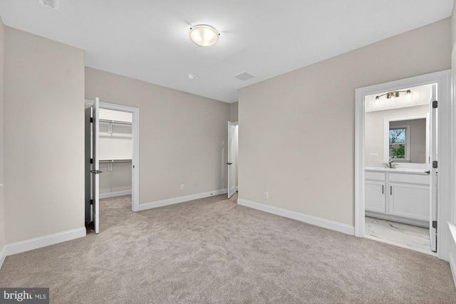 606 MEADOW LN SW, Vienna, VA 22180
