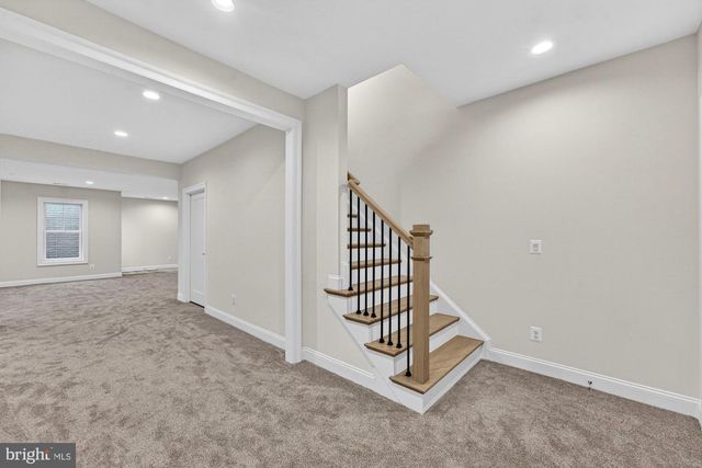 606 MEADOW LN SW, Vienna, VA 22180