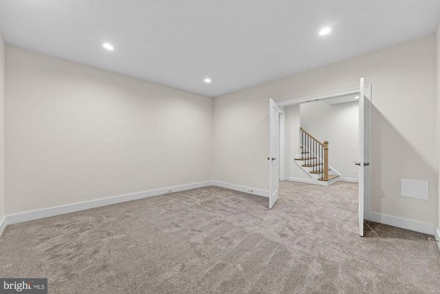 606 MEADOW LN SW, Vienna, VA 22180
