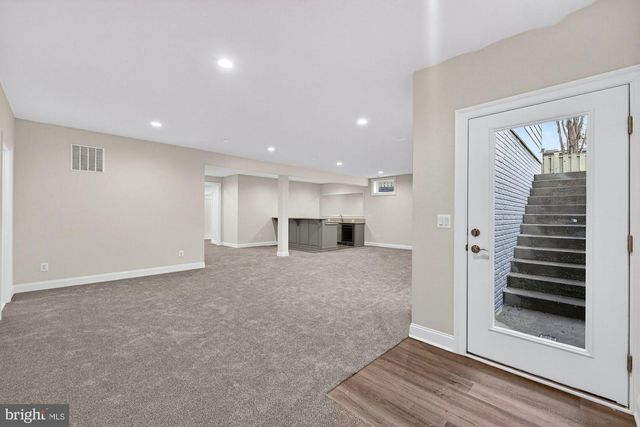 606 MEADOW LN SW, Vienna, VA 22180