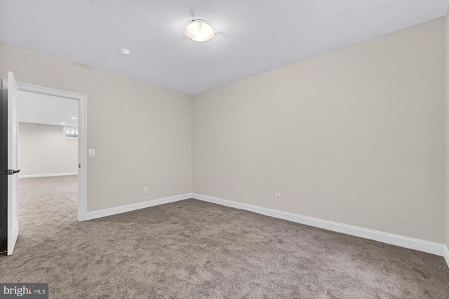 606 MEADOW LN SW, Vienna, VA 22180