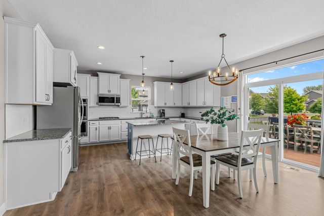 14187 Oneka Parkway N, Hugo, MN 55038