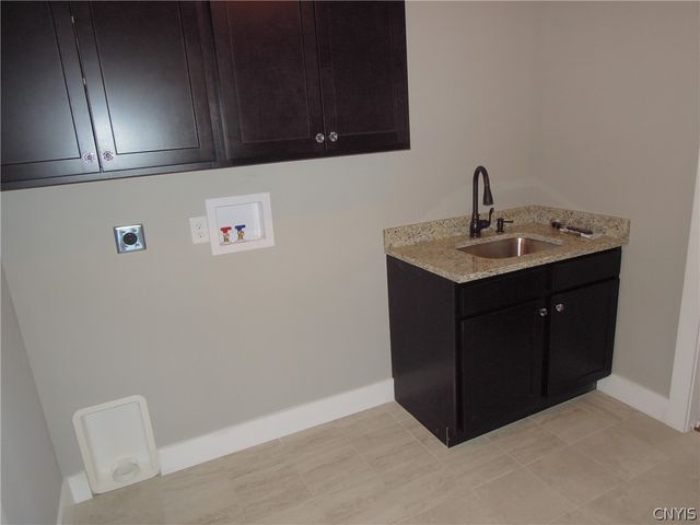 8541 Angus Path, Cicero, NY 13039