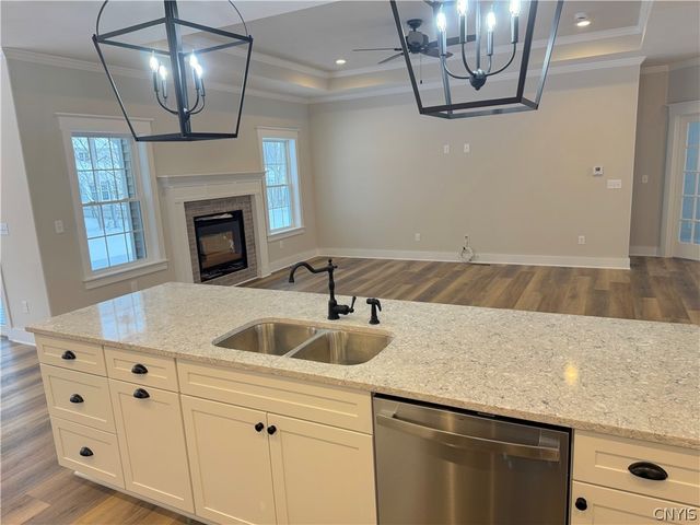 8541 Angus Path, Cicero, NY 13039