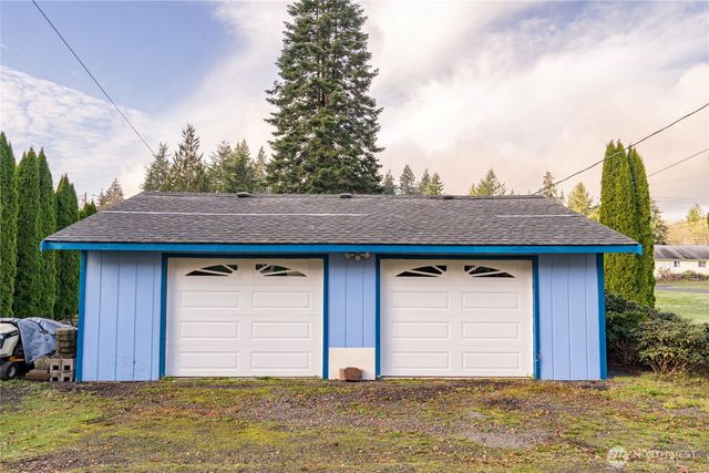 504 S 6th Street, Mccleary, WA 98557