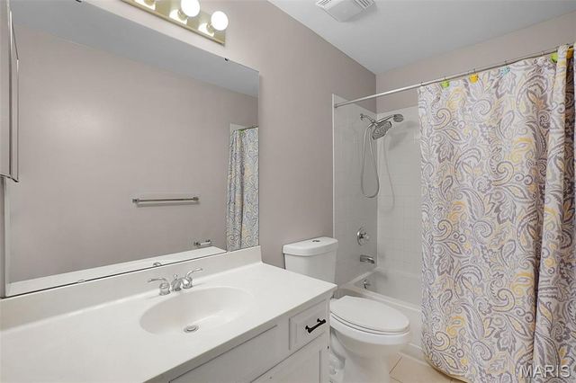 1706 Connemara Drive, Manchester, MO 63021