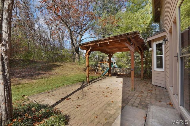 1706 Connemara Drive, Manchester, MO 63021