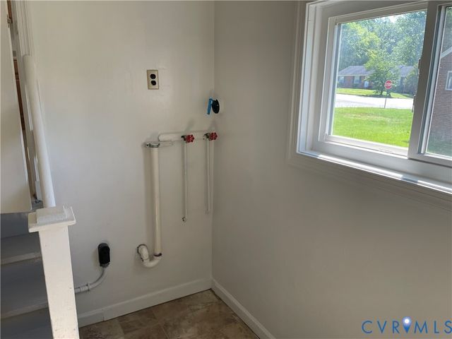 503 Wales Dr, Henrico, VA 23075