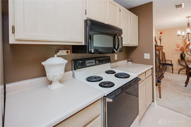 7636 Shawnee Lane 206, West Chester, OH 45069