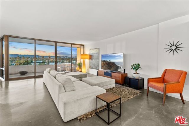 4316 Marina City Drive 327, Marina Del Rey, CA 90292