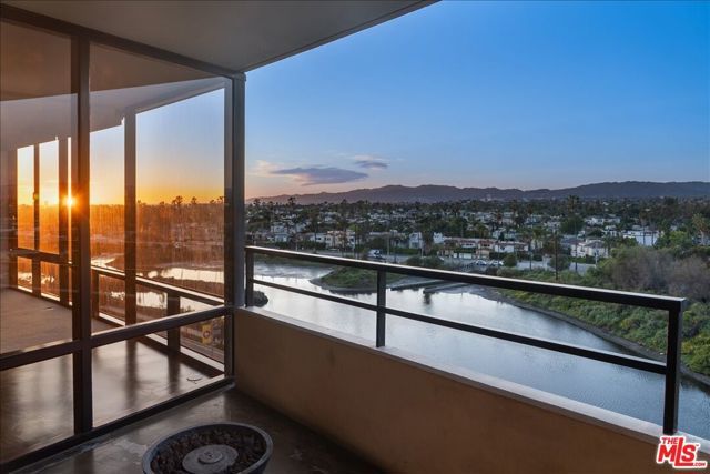 4316 Marina City Drive 327, Marina Del Rey, CA 90292
