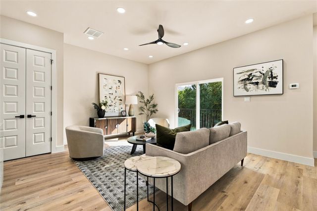 4717 Branch Street, Houston, TX 77021
