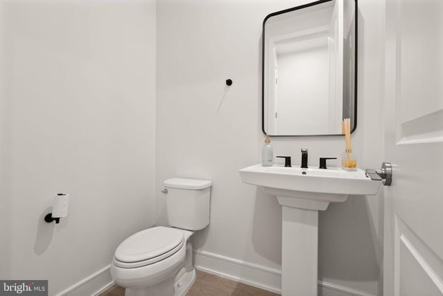 23062 COPPER TREE TER, Ashburn, VA 20148