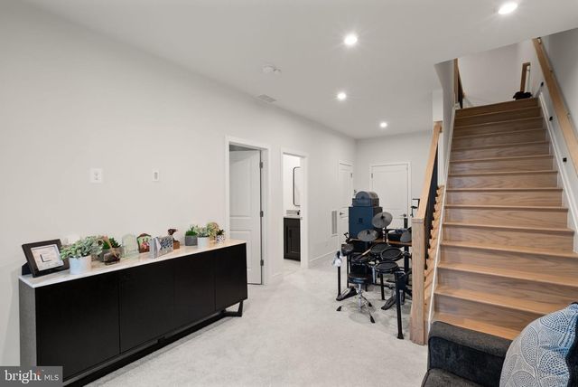 23062 COPPER TREE TER, Ashburn, VA 20148