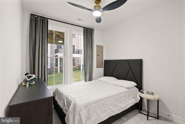 23062 COPPER TREE TER, Ashburn, VA 20148