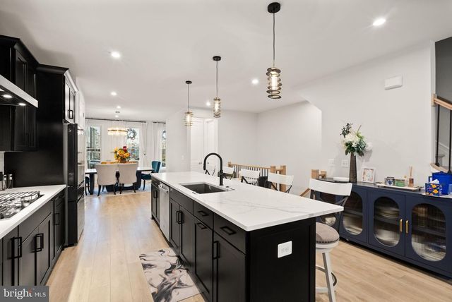 23062 COPPER TREE TER, Ashburn, VA 20148