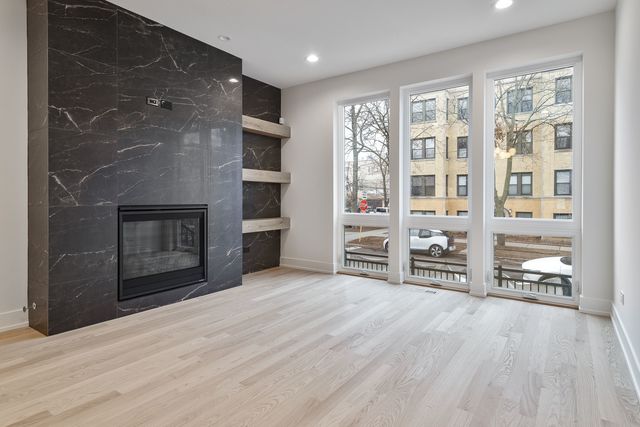 5357 N Melvina Avenue, Chicago, IL 60630