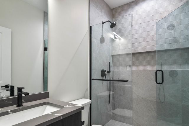 5357 N Melvina Avenue, Chicago, IL 60630