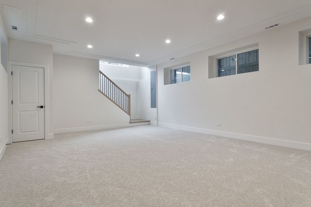 5357 N Melvina Avenue, Chicago, IL 60630