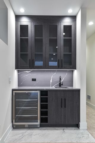 5357 N Melvina Avenue, Chicago, IL 60630