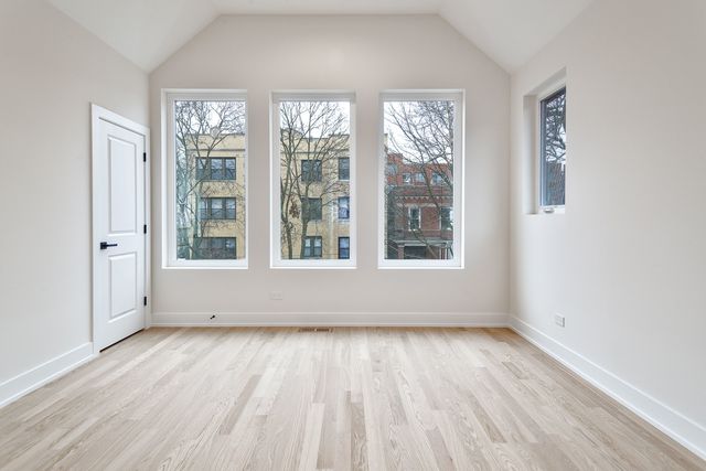 5357 N Melvina Avenue, Chicago, IL 60630
