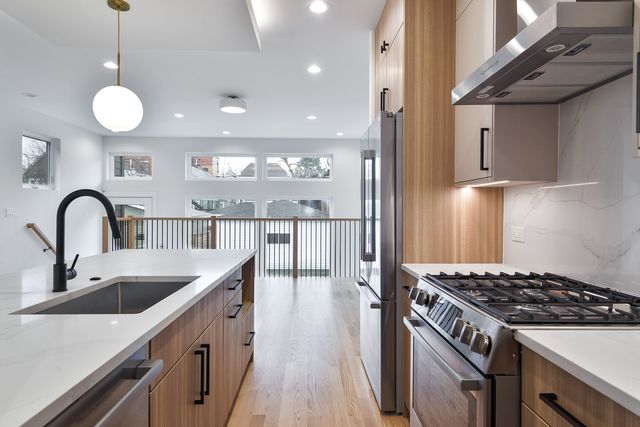 5357 N Melvina Avenue, Chicago, IL 60630