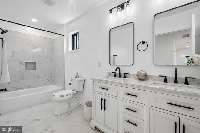 3108 ADAMS ST NE, Washington, DC 20018