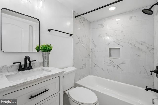 3108 ADAMS ST NE, Washington, DC 20018