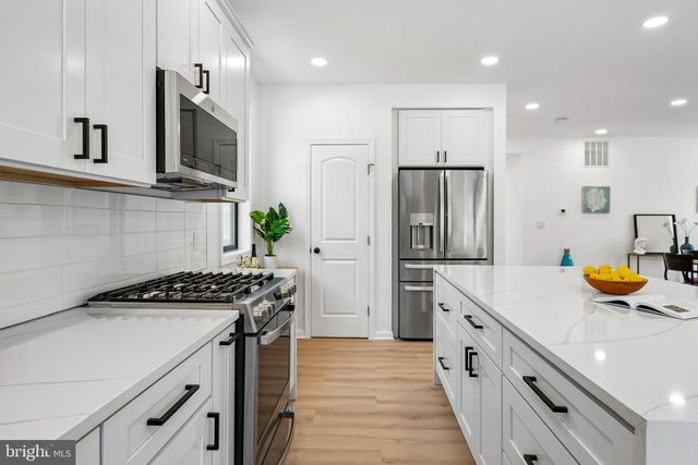 3108 ADAMS ST NE, Washington, DC 20018