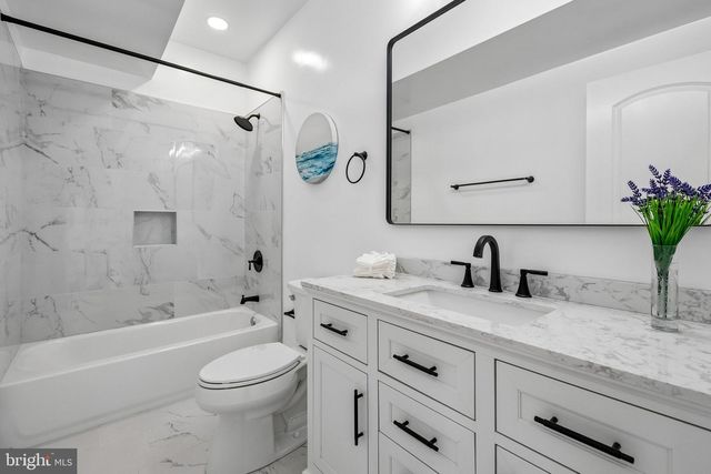 3108 ADAMS ST NE, Washington, DC 20018