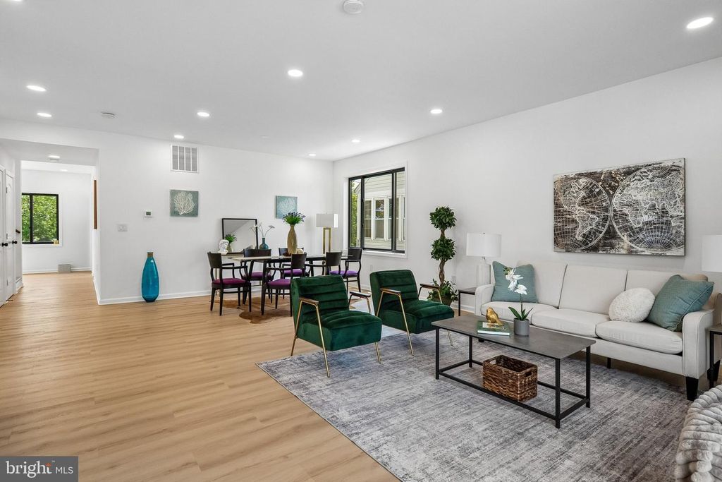 3108 ADAMS ST NE, Washington, DC 20018