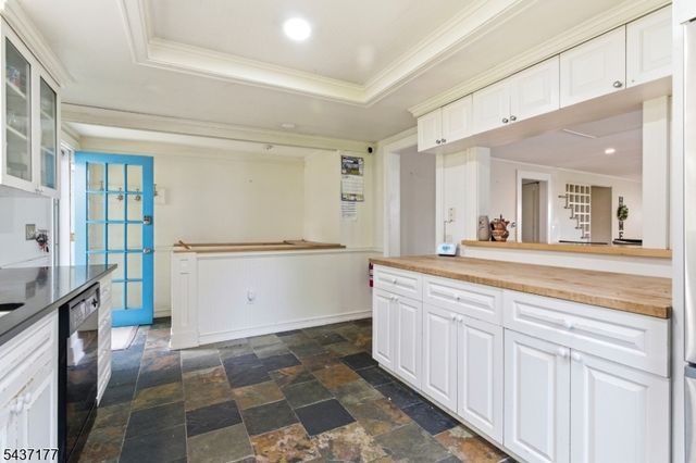 68 Westover Ave, West Caldwell Twp., NJ 07006