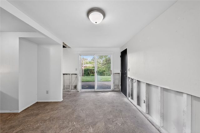 6051 Longford Road, Huber Heights, OH 45424