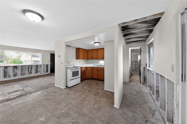 6051 Longford Road, Huber Heights, OH 45424