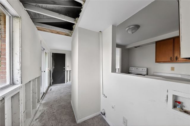 6051 Longford Road, Huber Heights, OH 45424